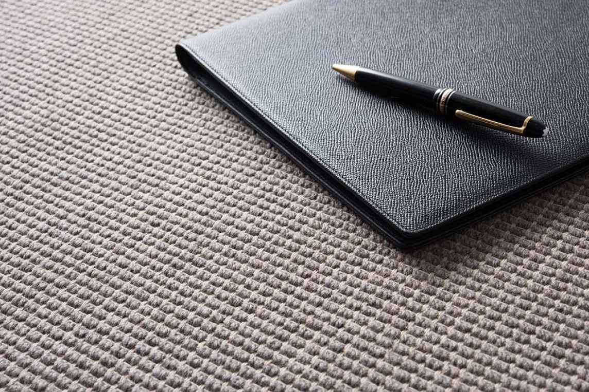 Fibre Flatweave Classic Big Boucle Pebble